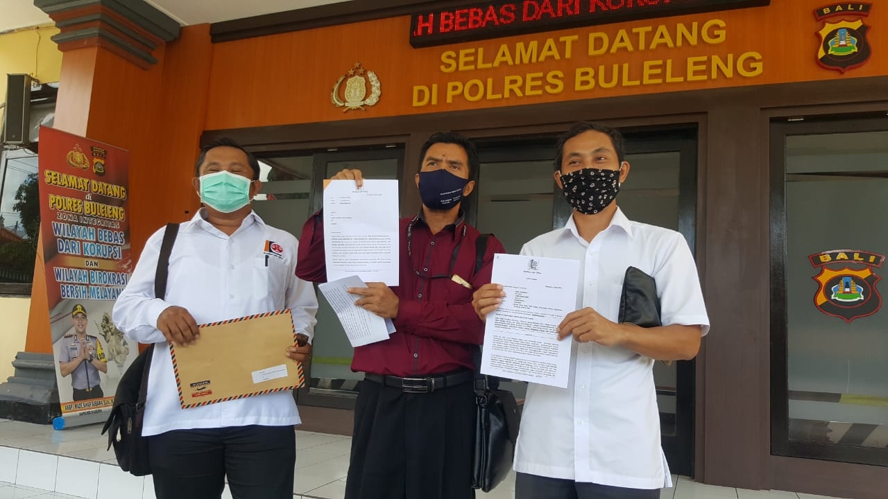 Dokumentasi dari - Datangi Polres Buleleng, Tim Hukum Layangkan Surat Permohonan SP3 Kasus Ngaben Sudaji 