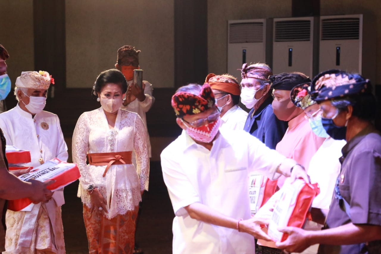 Dokumentasi dari - Gubernur Koster,  Desa Adat Warisan  Leluhur Berkemampuan Tembus Jaman