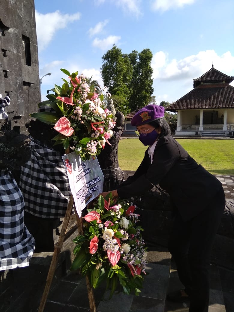 Dokumentasi dari - Jas Merah, Ziarah dan Tabur Bunga Korps Menwa Ugracena Bali TMP Pancaka Tirta Tabanan