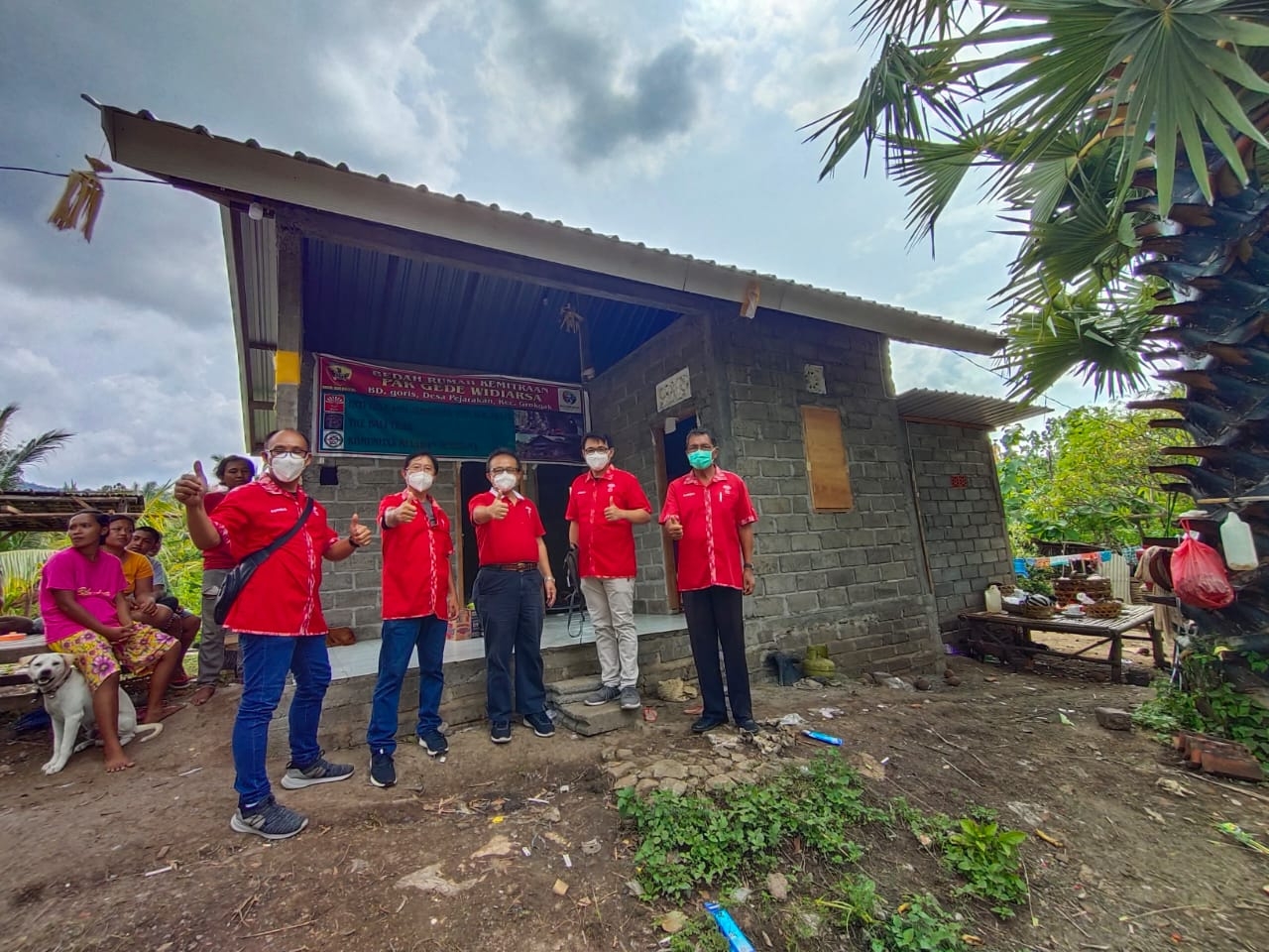 Dokumentasi dari - Mengunjungi Penduduk Miskin di Kawasan Goris, Buleleng Barat