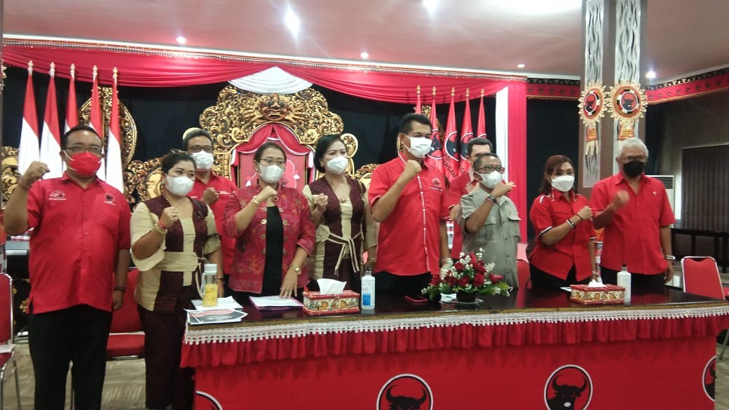 Dokumentasi dari - PDIP Bali: Lomba Desain Kreasi Busana Adat  dan Cerdas Cermat