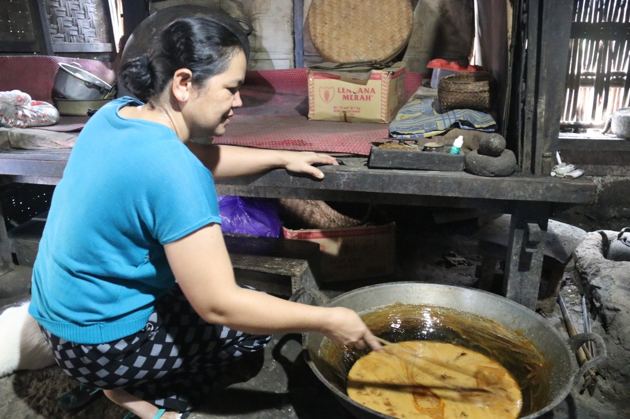 Dokumentasi dari - Warga Desa Pedawa Gencar Tanam Pohon Aren Untuk Produksi Gula