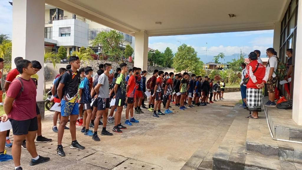 Dokumentasi dari - 80 Orang Siswa Akademi Bola Voli Buleleng Jalani Tes Evaluasi