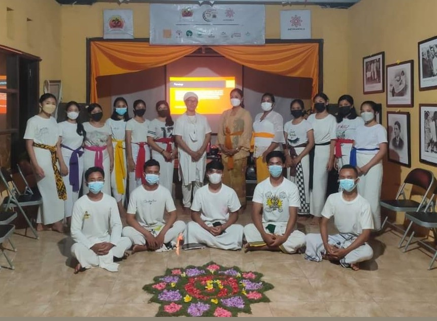 Dokumentasi dari - 152 Tahun Bapak Perdamaian Mahatma Gandhi, Stri Shakti Gerakan Perempuan Berpikir Maju Ashram Gandhi Puri