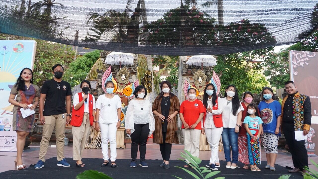 Dokumentasi dari - Penjualan Dua Hari Move On Yoks UMKM and Art Festival Tembus Rp51 Juta