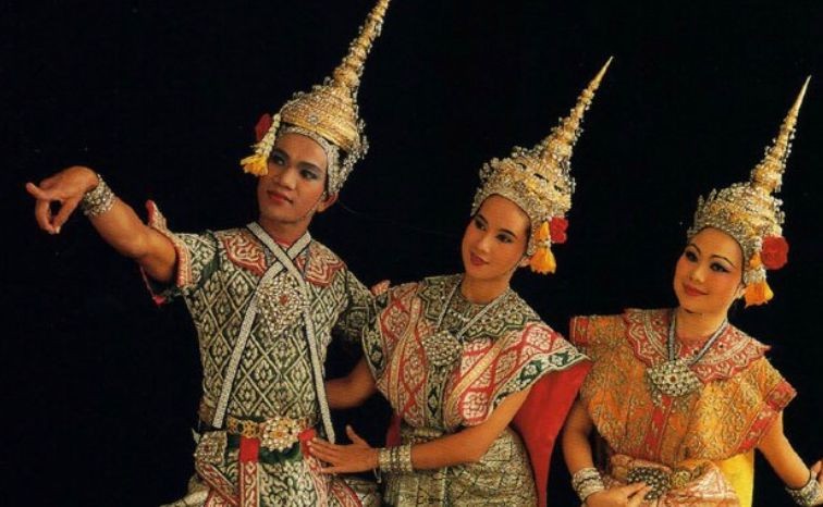Dokumentasi dari - Latihan Tari Wali Bandhodayaditya Khas Bebadungan, Persembahan Puri Agung Pemecutan