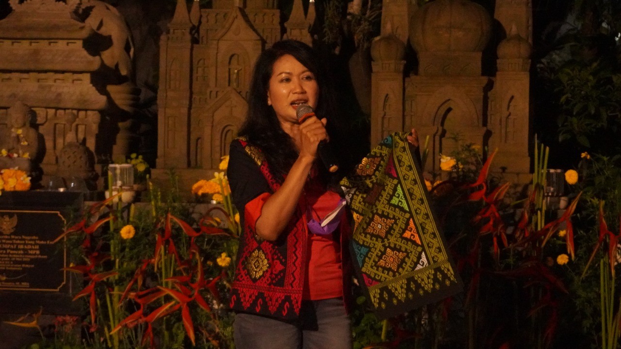 Dokumentasi dari - Acara Fashion Show Bangkitkan Ekonomi Bali, Manik Galih Tampilkan Inovasi Tenun  