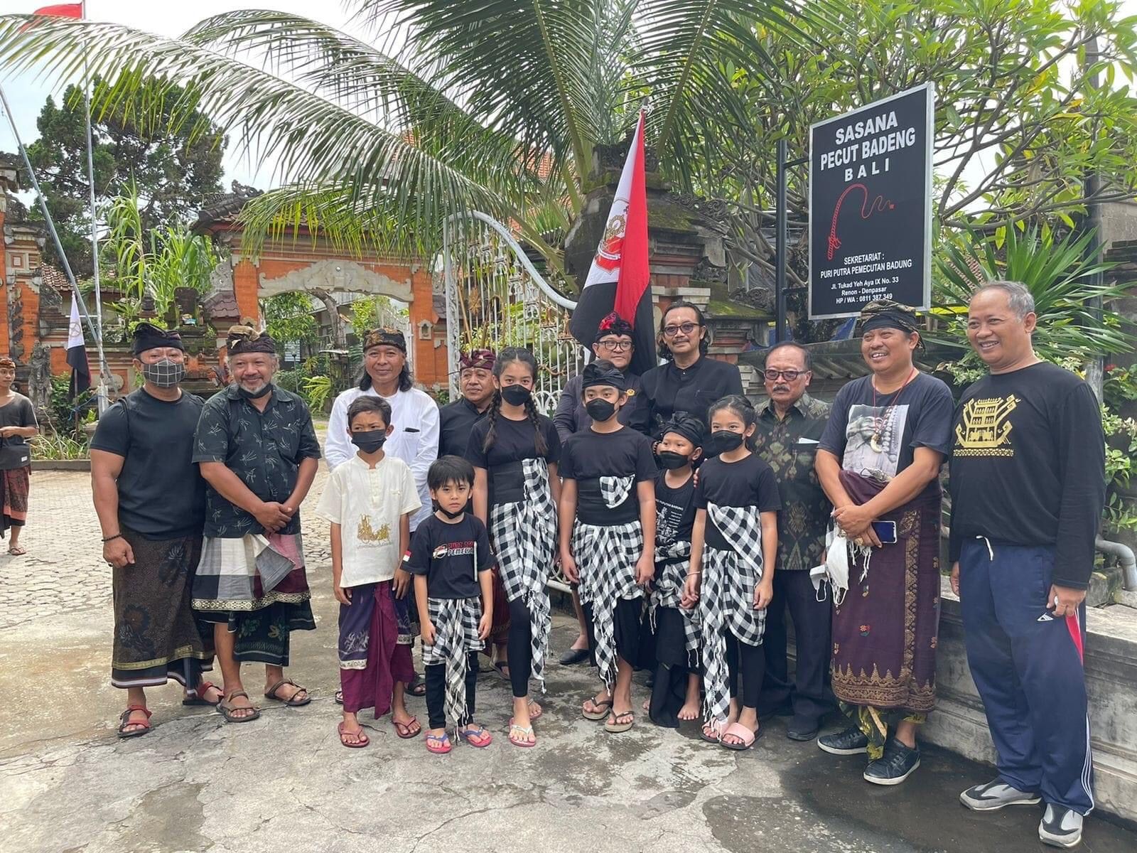 Dokumentasi dari - Festival Budaya Pecut II: Peresmian Sasana Pecut Badeng