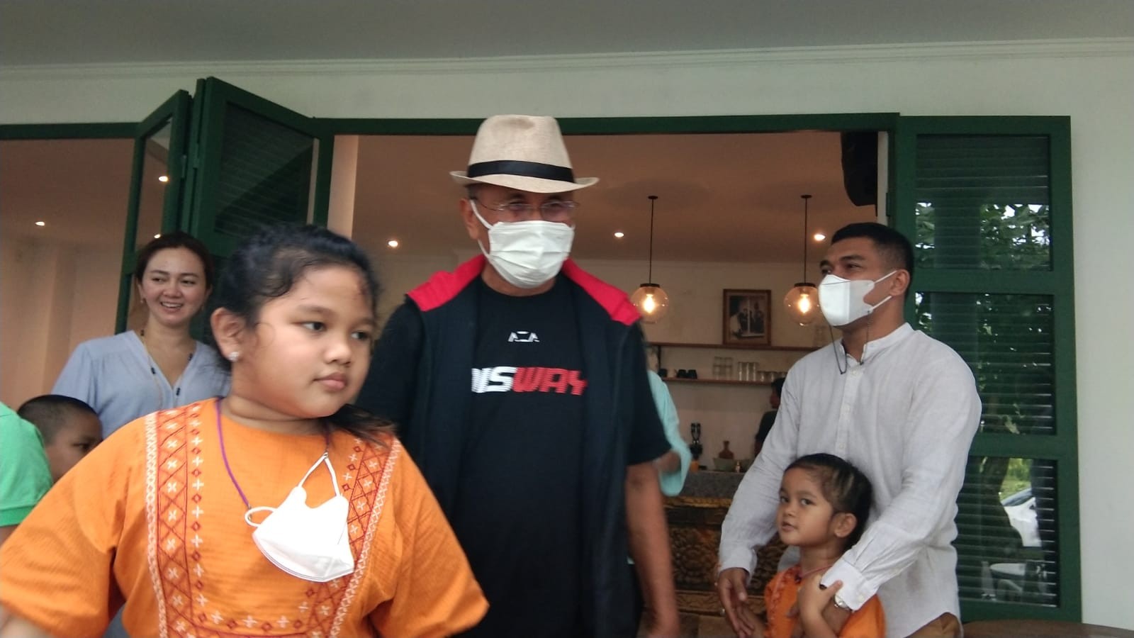 Dokumentasi dari - Dahlan Iskan Kunjungi Porto Renon Tempat Nongkrong Bersejarah Taman Agung Proklamasi