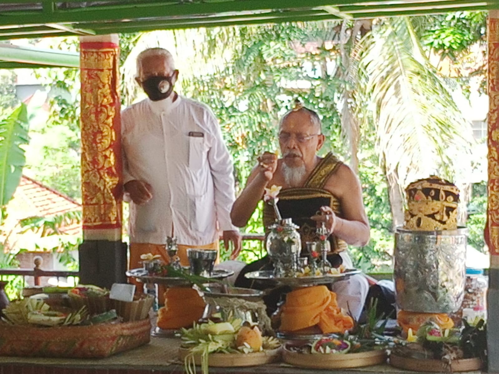 Dokumentasi dari - Pembangunan Krematorium di Bali Marak, Menyusul Pemelaspas Krematorium Banjar Adat Kelurahan Banjar Tegal Buleleng