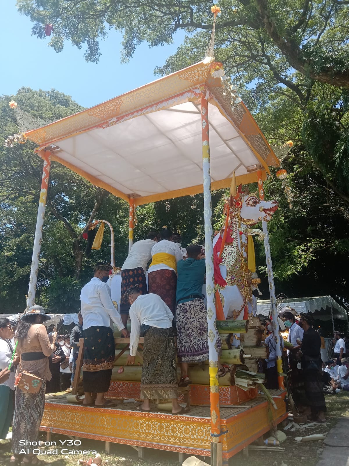 Dokumentasi dari - Pelebon Oka Suci yang Dikenal Ramah