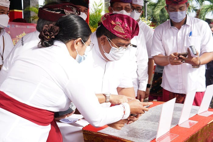 Dokumentasi dari - Bersamaan Peringatan HUT ke 418 Kota Singa­raja, Bupati Buleleng Luncurkan Aplikasi Pan-G Denbukit