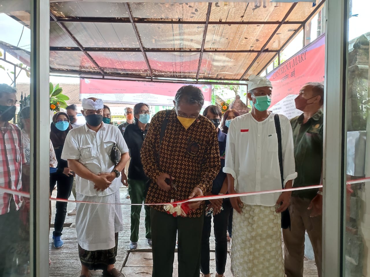 Dokumentasi dari - Prof. Windia Resmikan Koperasi Castrena menwa Ugrasena