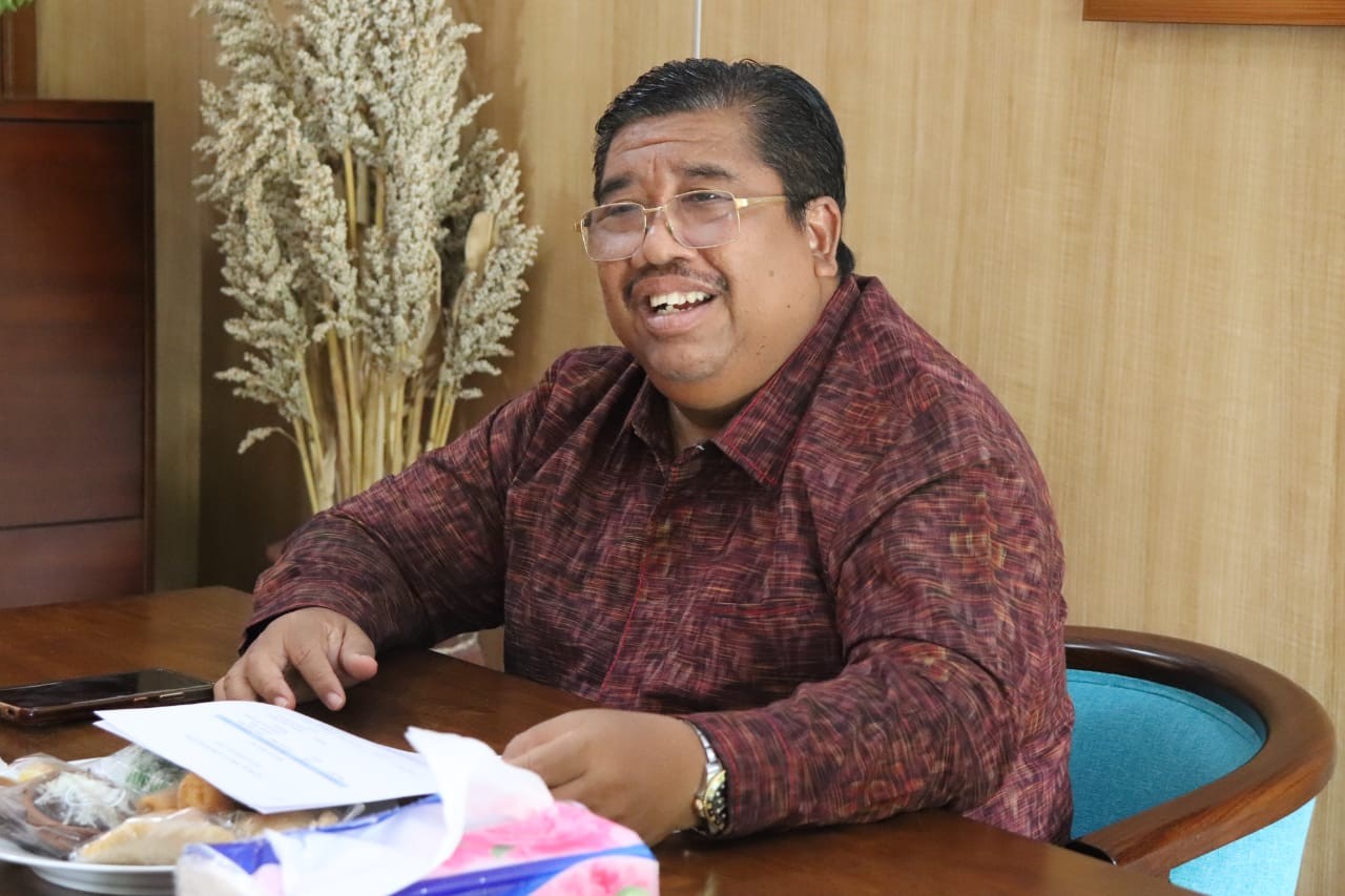 Dokumentasi dari - Bupati Buleleng Harap PAS Obati Kerindu­an Seniman Pentas di Panggung