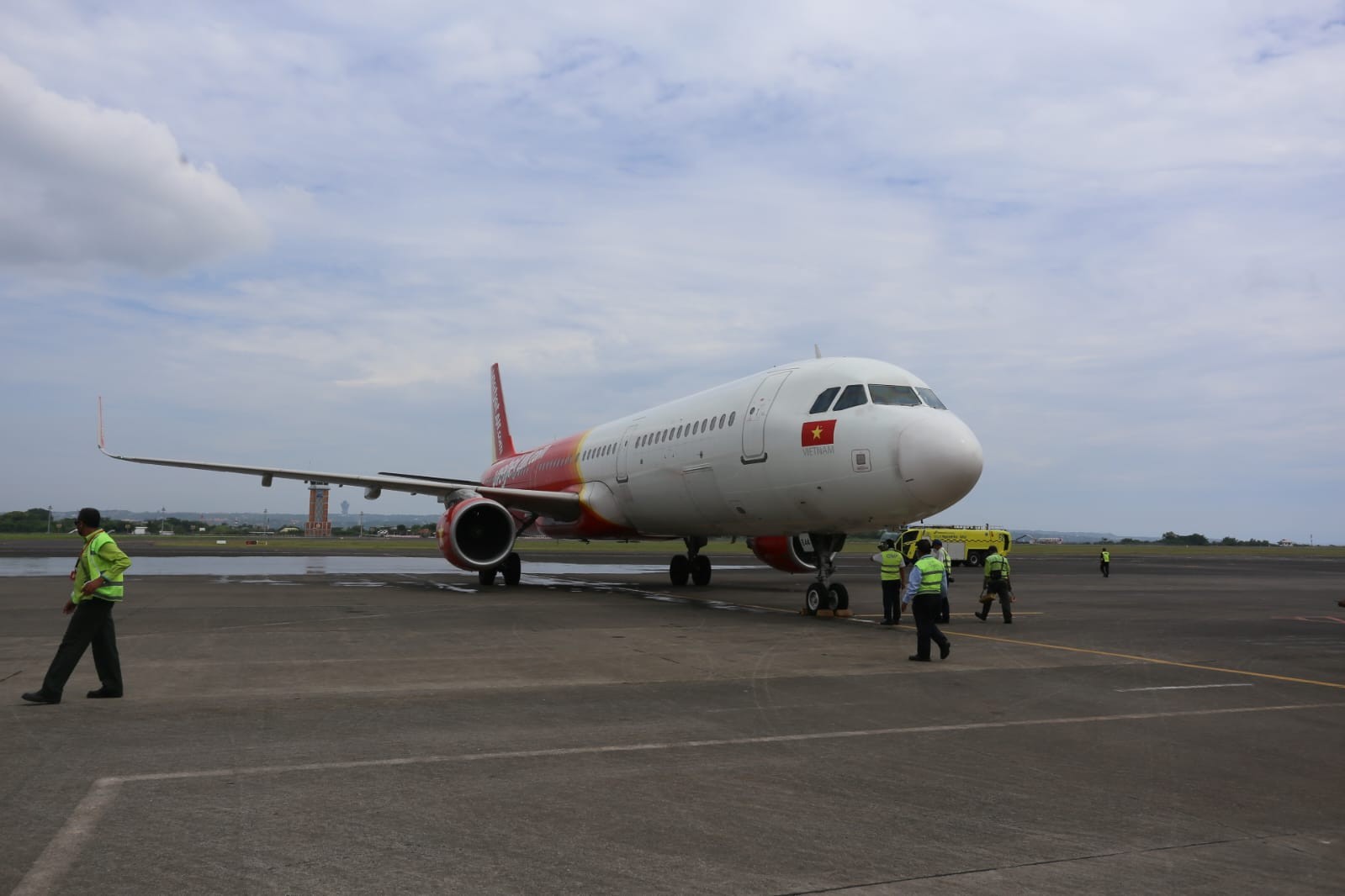 Dokumentasi dari - Penerbangan VietJet Air Rute Ho Chi Minh City-Bali 