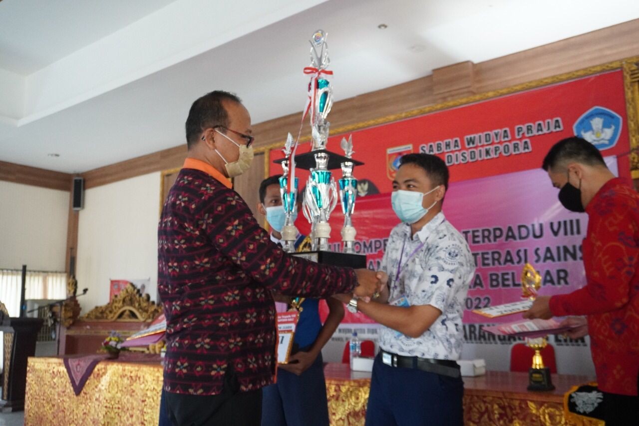 Dokumentasi dari - SMP Negeri 4 Singaraja Kembali Raih Prestasi Tingkat Nasional