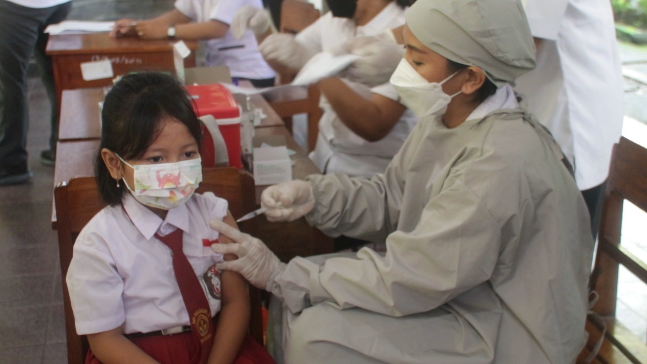 Dokumentasi dari - Vaksinasi Covid-19 Menyasar Anak