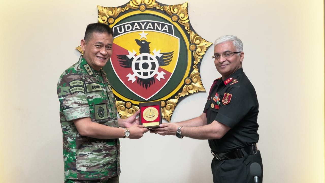 Dokumentasi dari - Perkuat Kerjasama Pertahanan Indonesia - India, Kodam IX/Udayana Terima Kunjungan Kehormatan NDC India