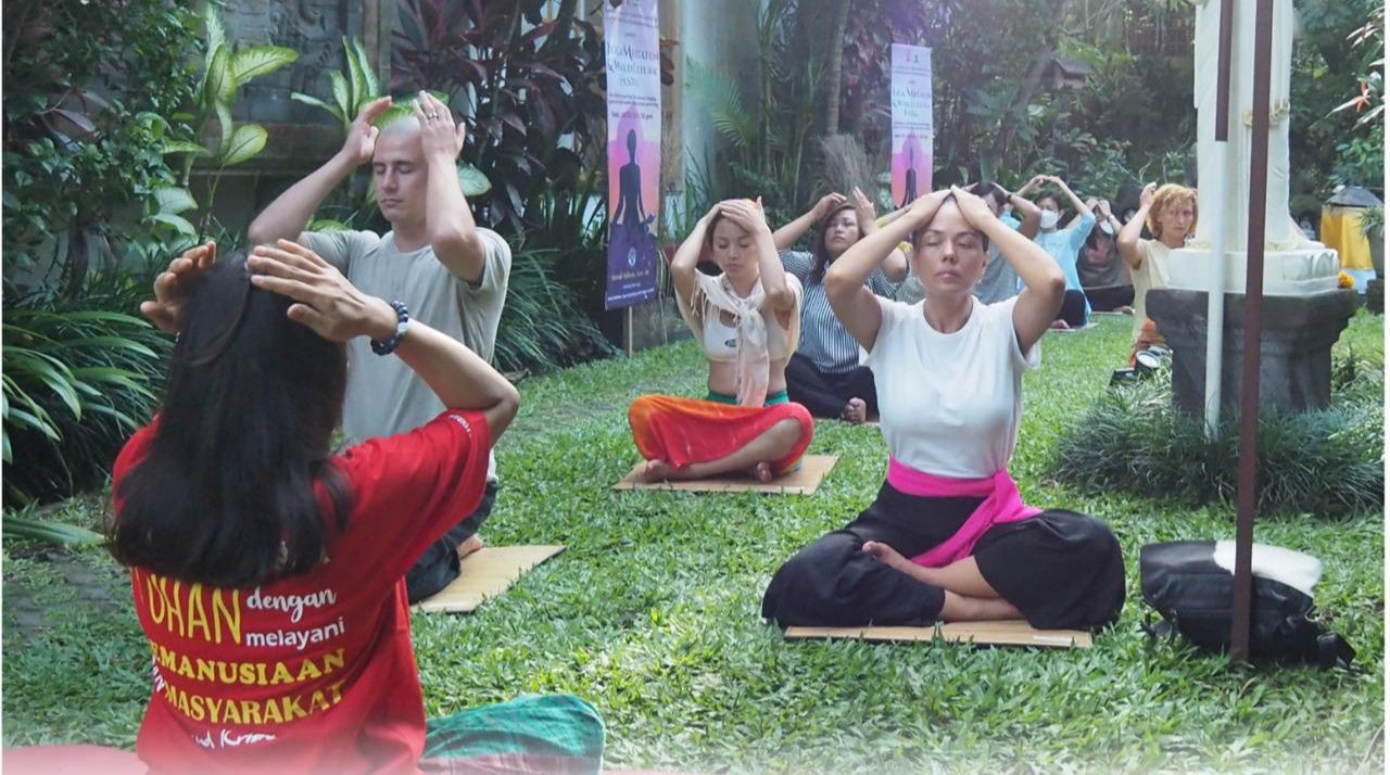 Dokumentasi dari - Yoga untuk Kemanusiaan, Anand Ashram Ubud Gelar International Day of Yoga