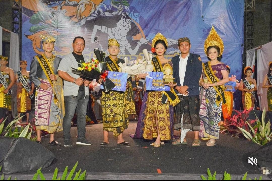 Dokumentasi dari - Arya Weda dan Intan Dheya Juara 1 Taruni/Teruni Desa Sanur Kaja 2022 