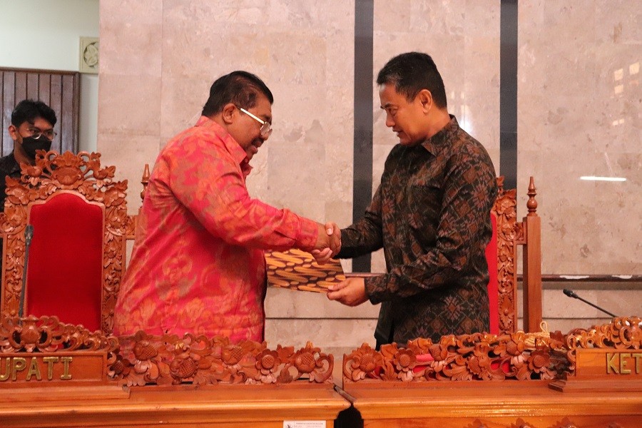 Dokumentasi dari - Ekskutif dan Legislatif Buleleng Sepakat Tiga Ranperda Ditetapkan Jadi Perda
