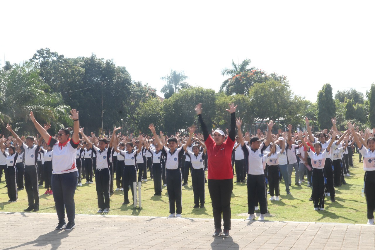 Dokumentasi dari - 2470 Pelajar Buleleng Ikut Andil Dalam Rekor MURI SKJ Terbanyak se Indonesia