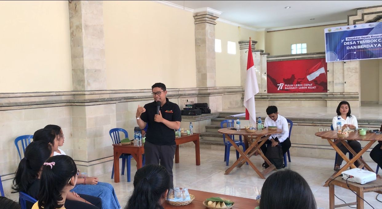 Dokumentasi dari - Pengembangan Literasi Digital Desa Tembok 
