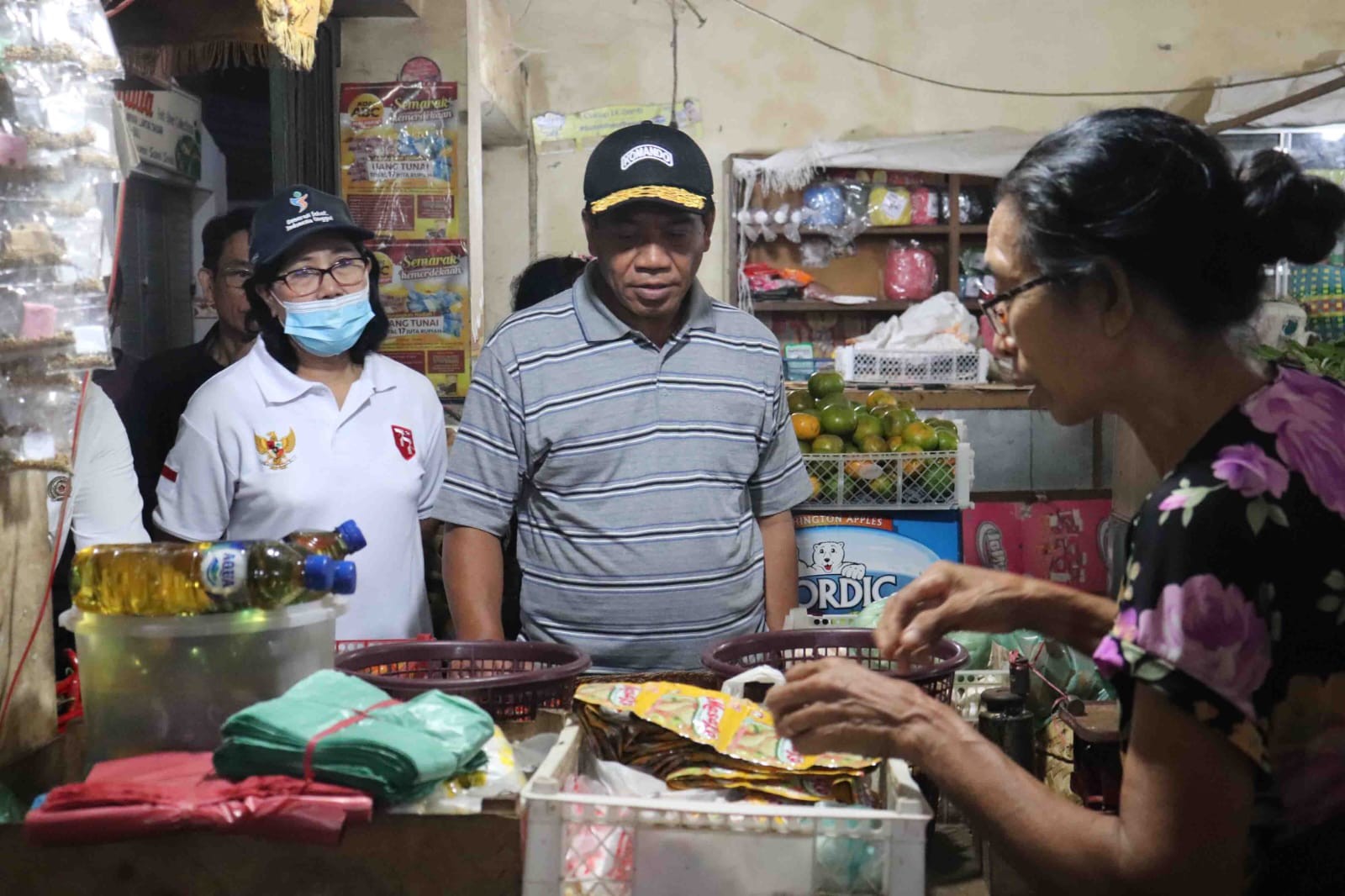 Dokumentasi dari - Penjabat Bupati Bule­leng Instruksikan Ek­sekusi Langsung Prog­ram Penanganan Infla­si untuk Stabilkan Harga