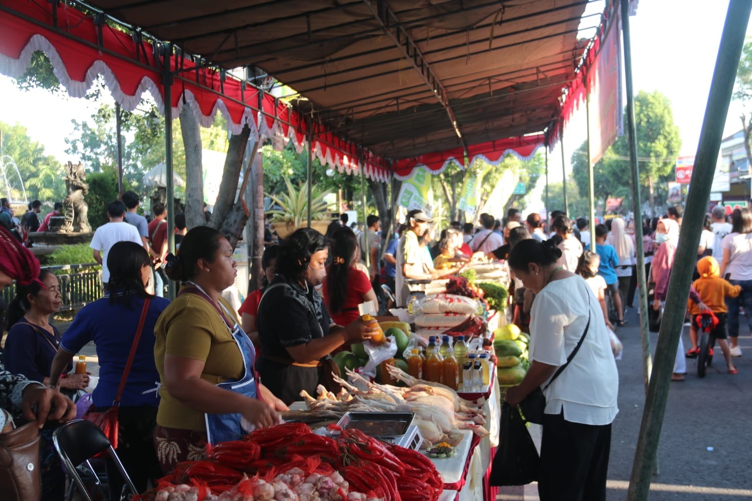Dokumentasi dari - Menjaga Stabilitas Harga Dan Pasokan Pangan, Digelar Bazar Pangan Murah
