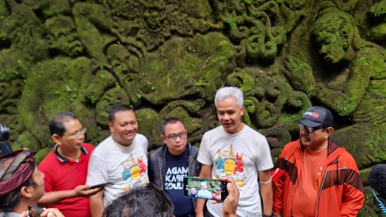 Dokumentasi dari - Ari Dwipayana: Sayan Rumaket Menuju Bali Indonesia Rumaket