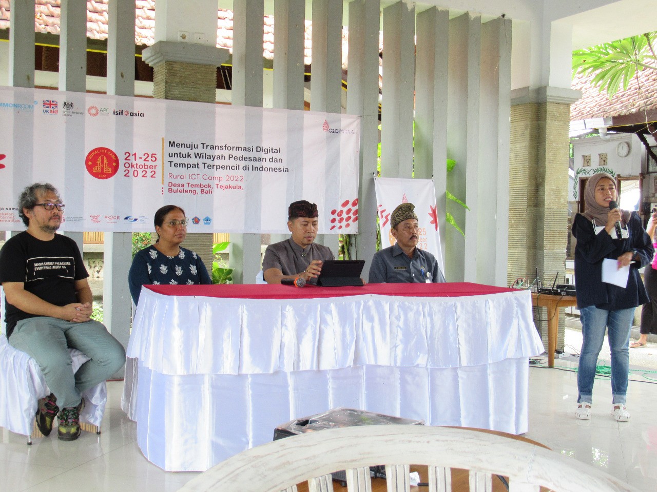 Dokumentasi dari - Pemkab Buleleng Bersinergi Dengan Common Room Gelar Rural ICT Camp 2022