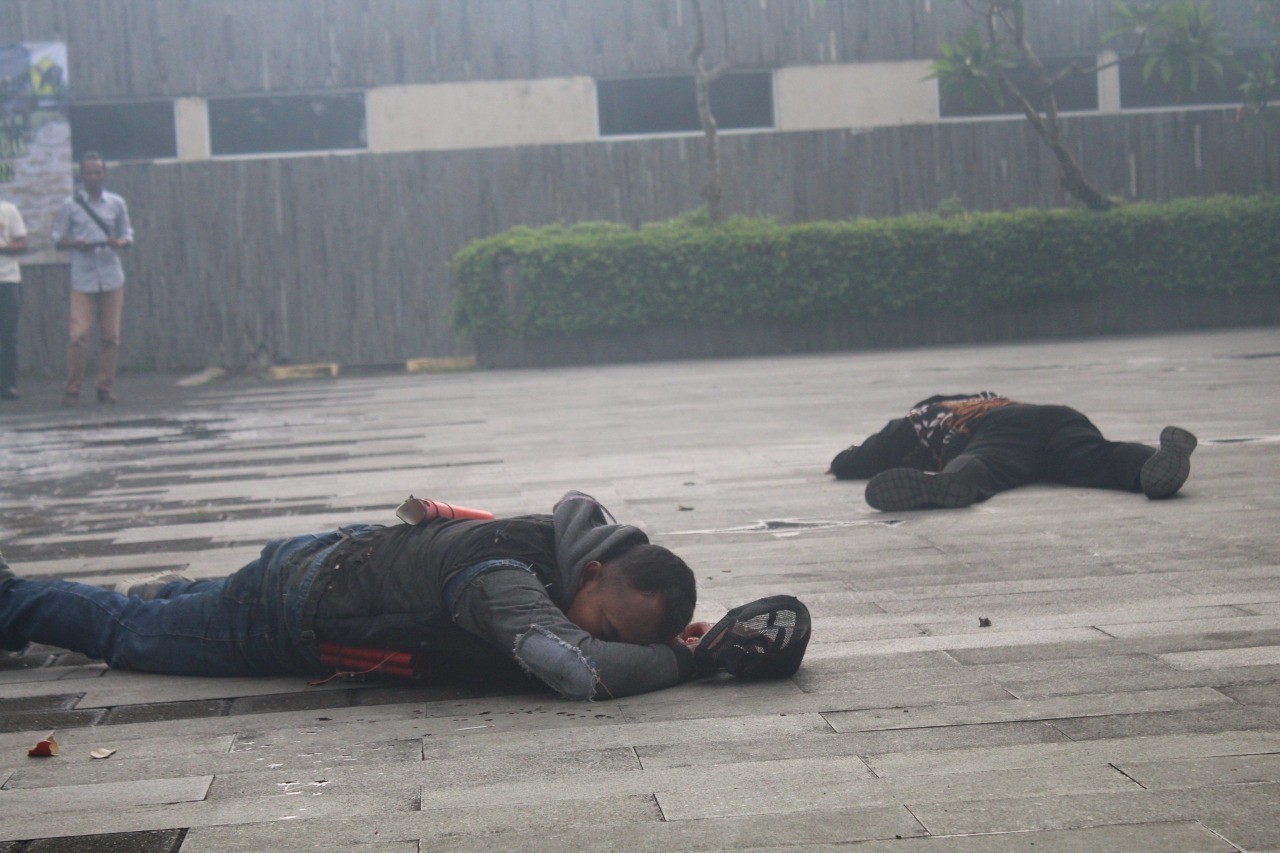 Dokumentasi dari - Berlatih Jinakkan Bom IED, Yonzipur 18/YKR Pastikan KTT G20 Aman