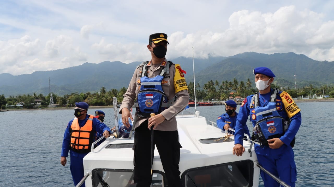 Dokumentasi dari - Ratusan Personel Polri Dan Pam Swakarsa Melaksanakan Apel Gelar Pasukan Ops Puri Agung 2022