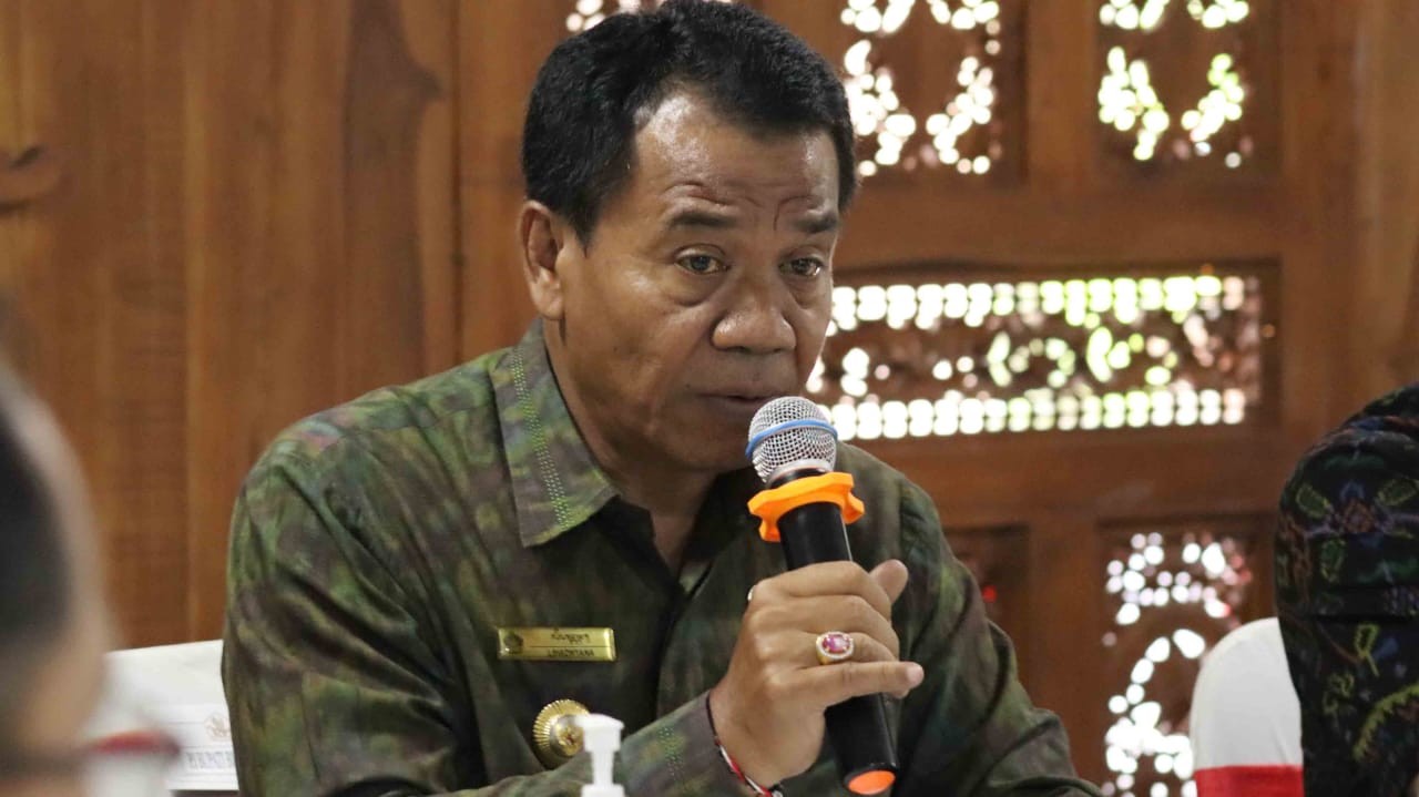 Dokumentasi dari - Pj.Bupati Minta Perusahaan di Buleleng Daftarkan Pekerjanya Ikut Pro­gram BPJS Ketenagakerjaan