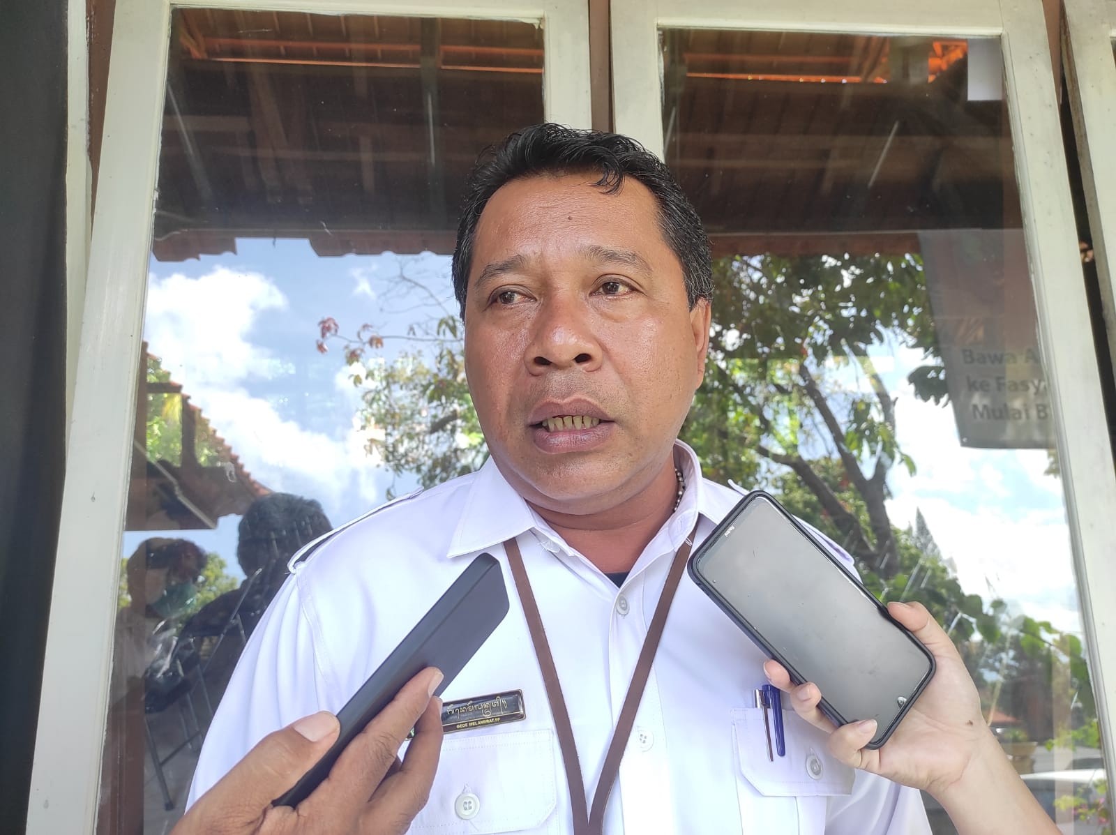 Dokumentasi dari - Kadis Melandrat Tegaskan Penggunaan Solar Truk Sampah Sesuai Perpres 191