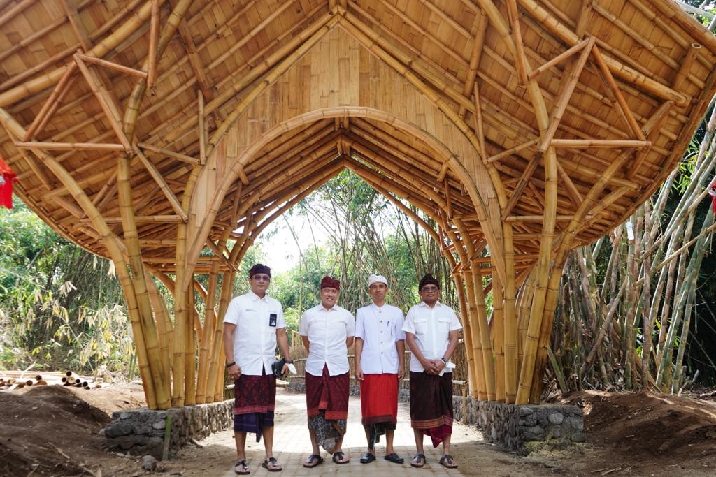 Dokumentasi dari - Hutan Bambu Direvitalisasi, Pelindo Resmikan Desa Adat Panglipuran sebagai Desa Binaan