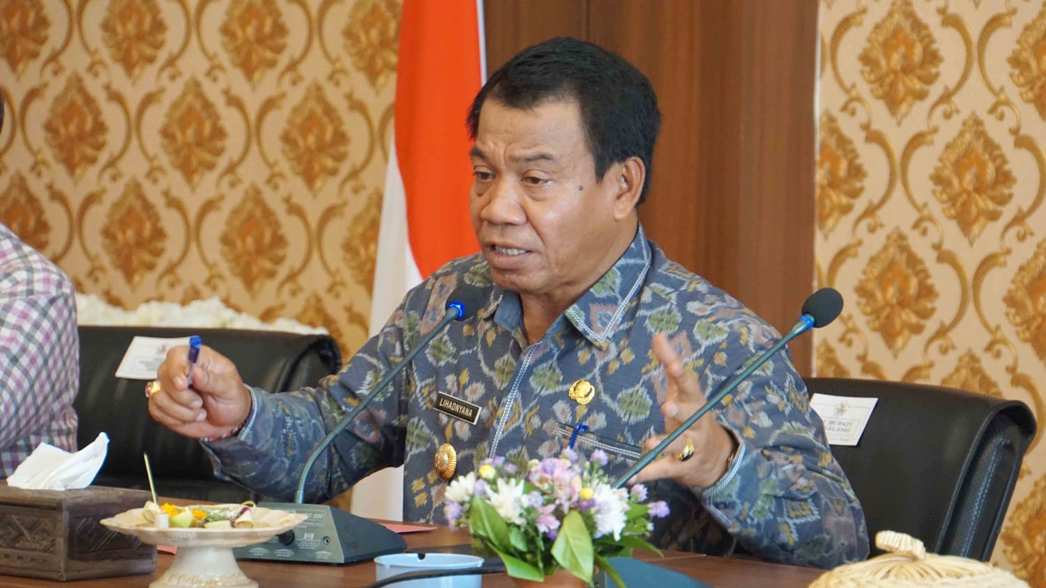 Dokumentasi dari - Pj.Bupati Lihadnyana Minta Dinas Terkait Lebih Serius Tanga­ni Rabies