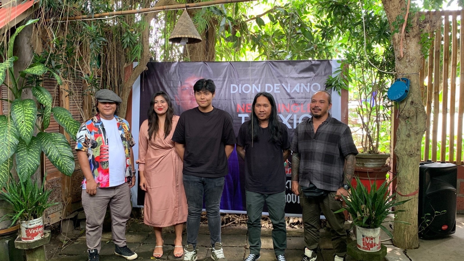 Dokumentasi dari - Marak Pengguna TikTok, Dion Devano Rilis Tokxic