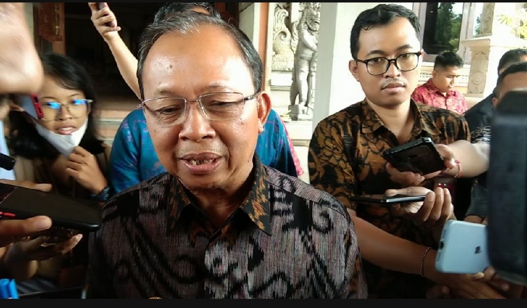 Dokumentasi dari - Bandar Udara Bali Utara Masih Tercantum Ranperda RTRW, Koster: Dihold Dulu Sementara