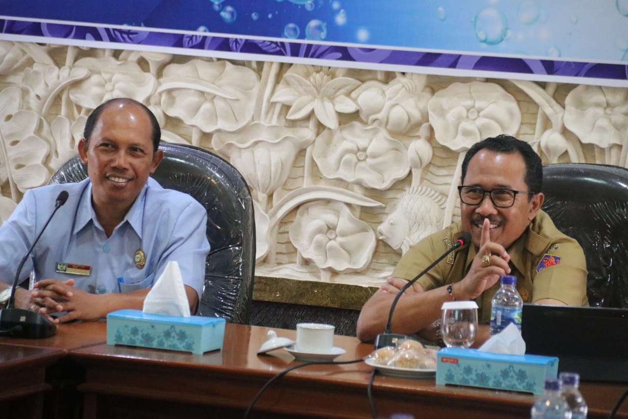 Dokumentasi dari - Sekda Suyasa: Pegawai Perumda Tirta Hita Buleleng Harus Memiliki Semangat dan Berinovasi