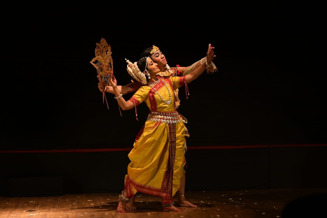 Dokumentasi dari - Kolaborasi, Penampilan TitiBanda Ramayana Indonesia India Sanggam