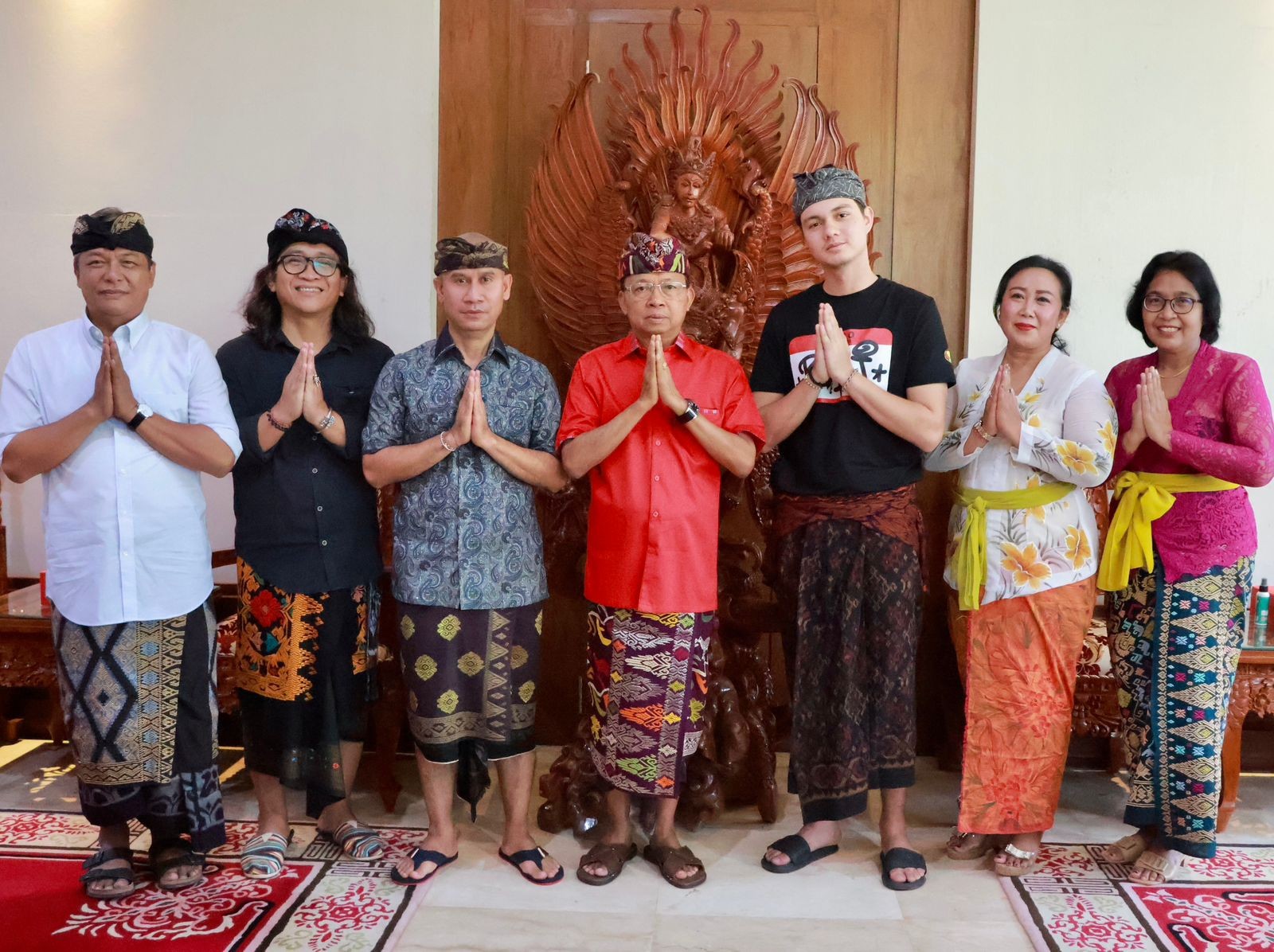 Dokumentasi dari - Gubernur Bali Ajak Masyarakat Dukung Nyoman Paul di Indonesian Idol 2023 