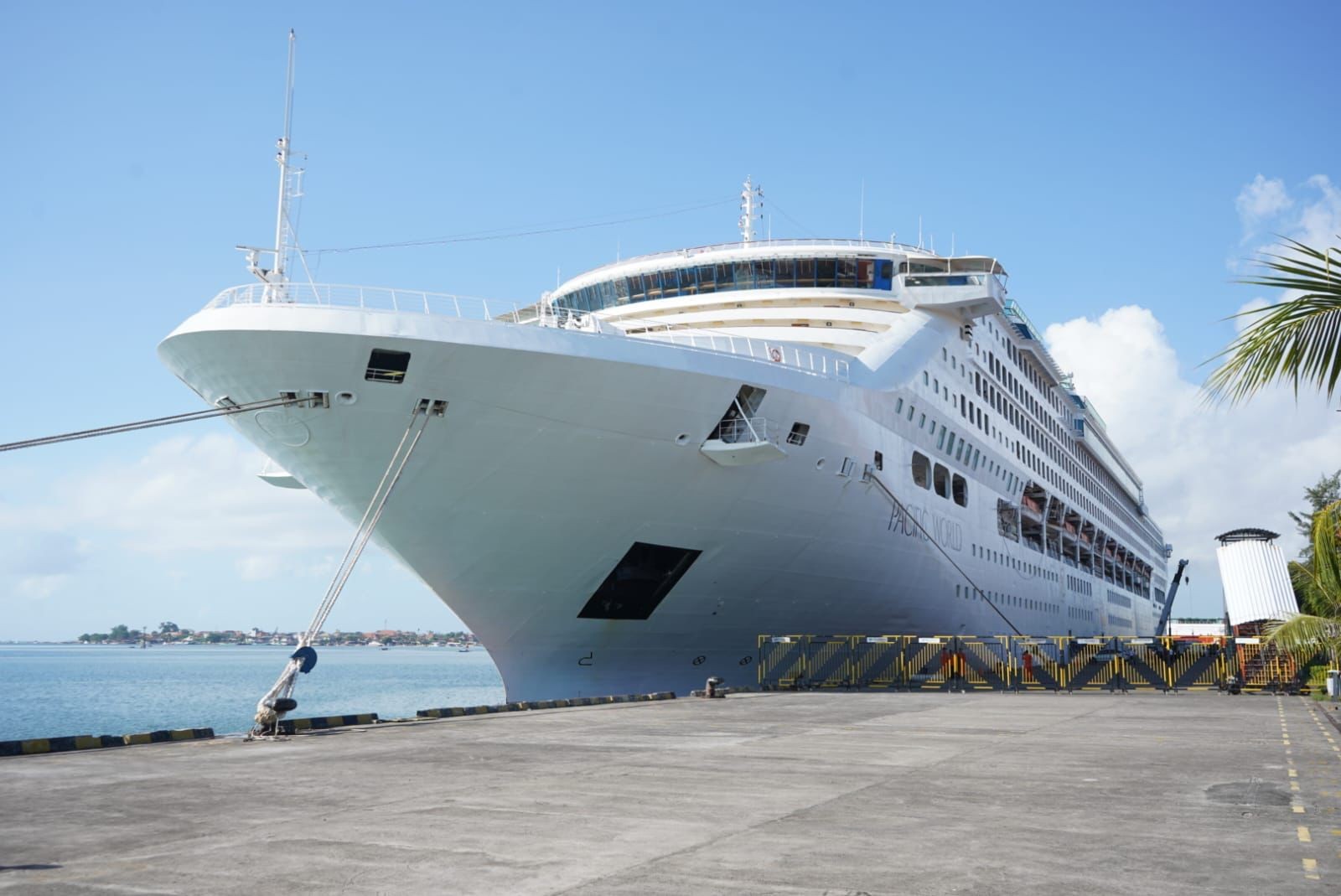 Dokumentasi dari - Cruise Market Day Sambut MV. Pasific World di Pelabuhan Benoa