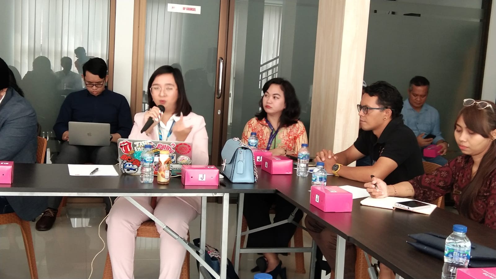 Dokumentasi dari - Tegakkan Aturan, Renata: Peraturan Perundang-undangan di Indonesia Mengatur WNA Sangat Lengkap