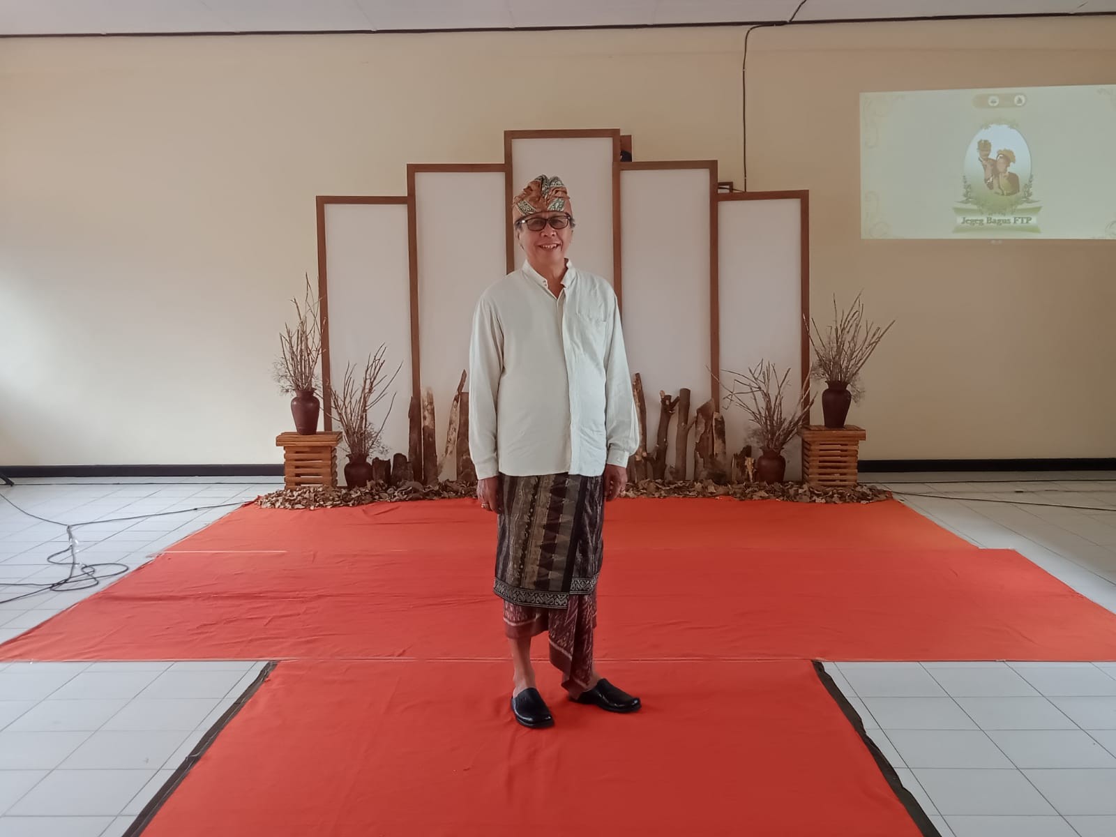 Dokumentasi dari - Perkembangan IPTEK dalam Dunia Pendidikan 