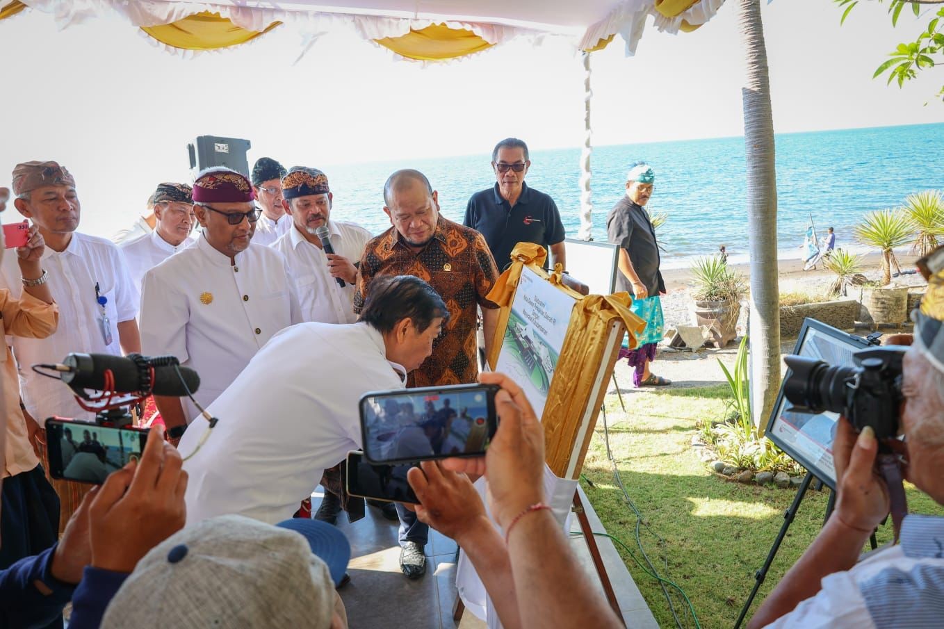 Dokumentasi dari - Langsung Mendengar Suara Masyarakat Buleleng, LaNyalla: Tidak Ada Alasan Tunda Bandara Bali Utara