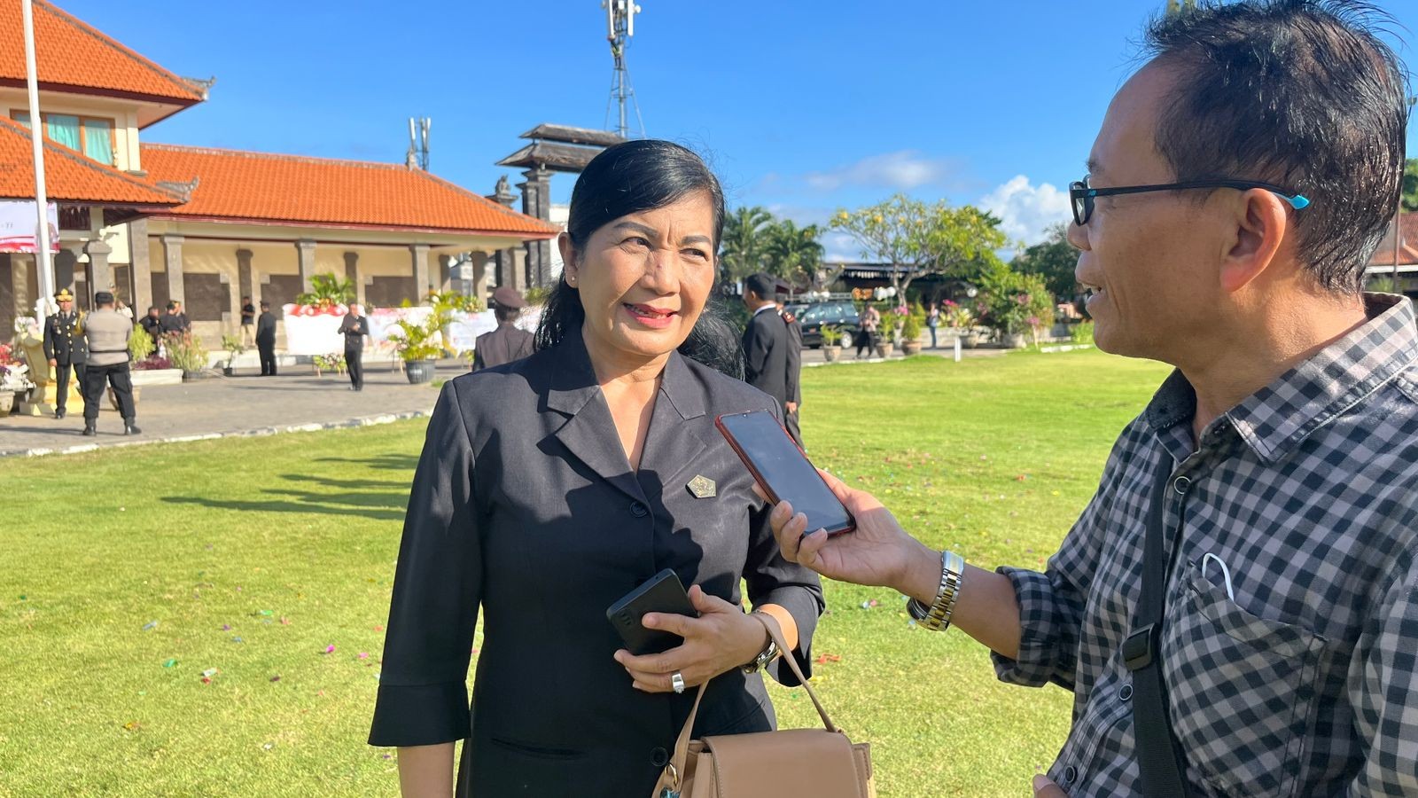 Dokumentasi dari - DPRD Buleleng : Tugas Polri Sebagai Pelindung dan Pengayom Masyarakat 