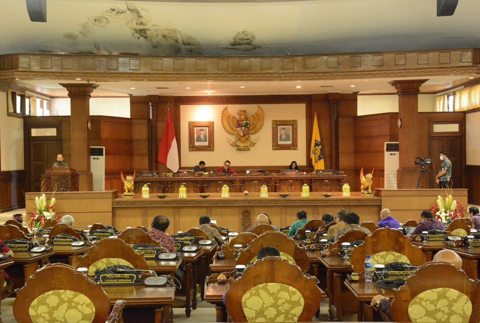 Dokumentasi dari - Jelang Gubernur Koster Berakhir, DPRD Bali Kebut Tiga Raperda untuk Tingkatkan PAD