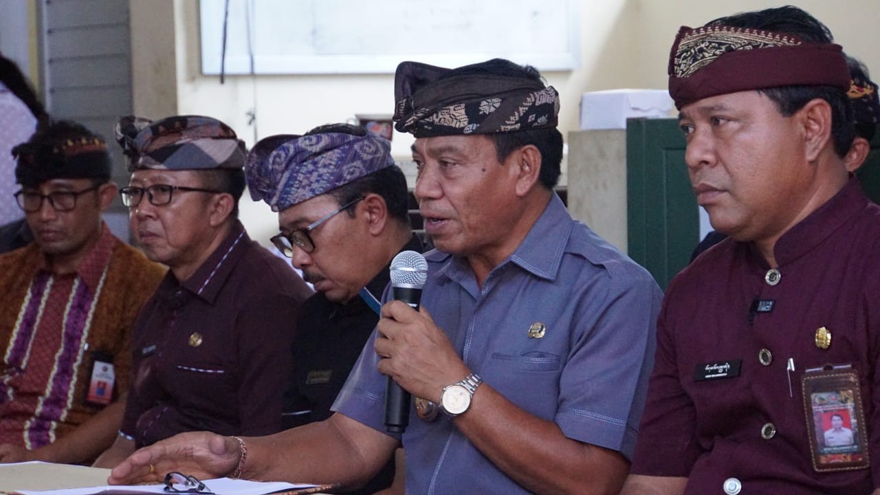 Dokumentasi dari - Bupati Buleleng Dorong Pengolahan Sampah Anorganik dengan Pemberdayaan Masyarakat