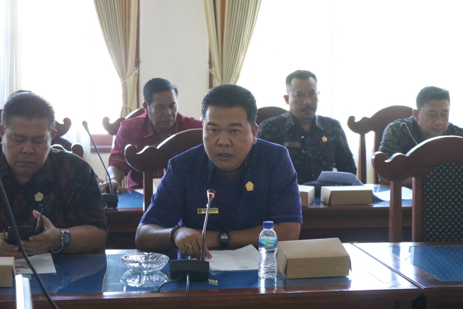 Dokumentasi dari - Dewan Buleleng Pertanyakan Piutang PBB-P2 Dalam Pembahasan Ranperda Pertanggungjawaban Pelaksanaan APBD Tahun 2022